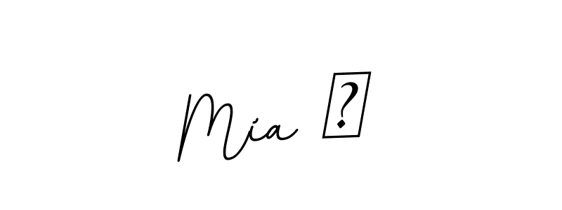 This is the best signature style for the Mía ♡ name. Also you like these signature font (BallpointsItalic-DORy9). Mix name signature. Mía ♡ signature style 11 images and pictures png