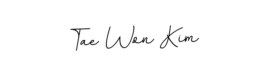 This is the best signature style for the Tae Won Kim name. Also you like these signature font (BallpointsItalic-DORy9). Mix name signature. Tae Won Kim signature style 11 images and pictures png