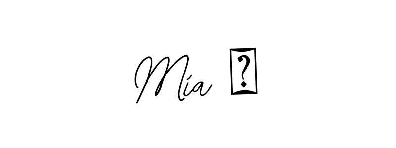 if you are searching for the best signature style for your name Mía ♡. so please give up your signature search. here we have designed multiple signature styles  using Bearetta-2O07w. Mía ♡ signature style 12 images and pictures png