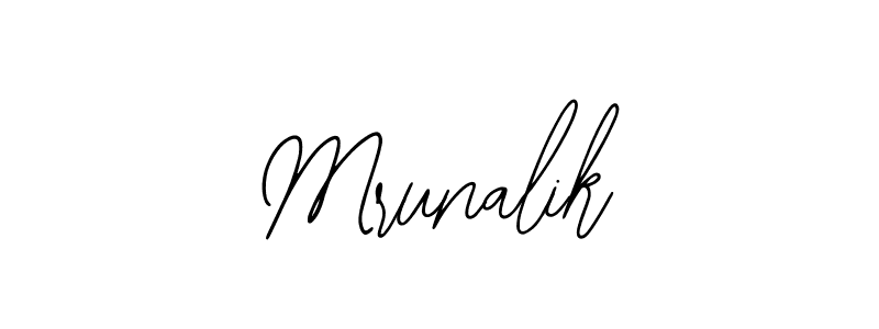 Make a beautiful signature design for name Mrunalik. Use this online signature maker to create a handwritten signature for free. Mrunalik signature style 12 images and pictures png
