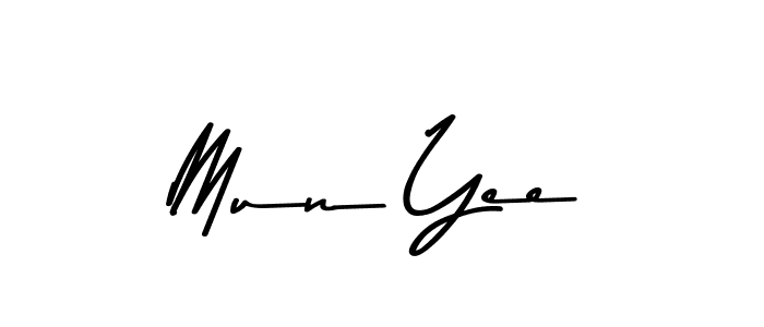 Make a beautiful signature design for name Mun Yee. Use this online signature maker to create a handwritten signature for free. Mun Yee signature style 9 images and pictures png